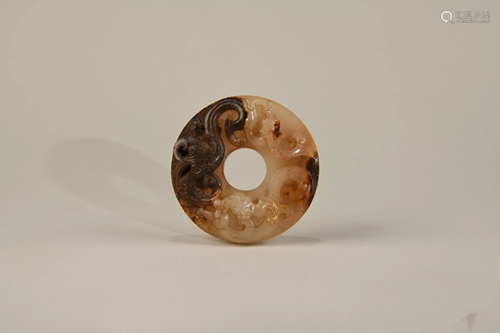 A CHINESE JADE PENDANT, QING DYNASTY