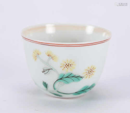 A CHINESE FAMILLE VERT CUP, KANGXI MARK, QI…