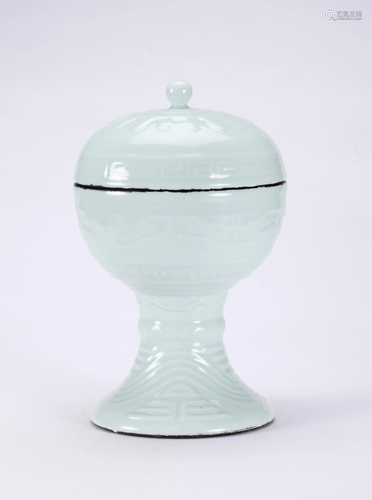 A CHINESE CELADON GLAZED STEM BOWL AND C…