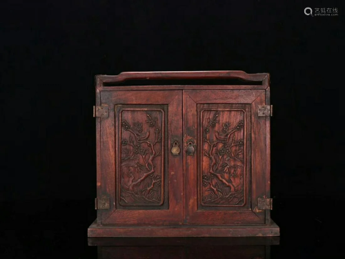 A CHINESE HUALI PICNIC BOX, QING DYNASTY
