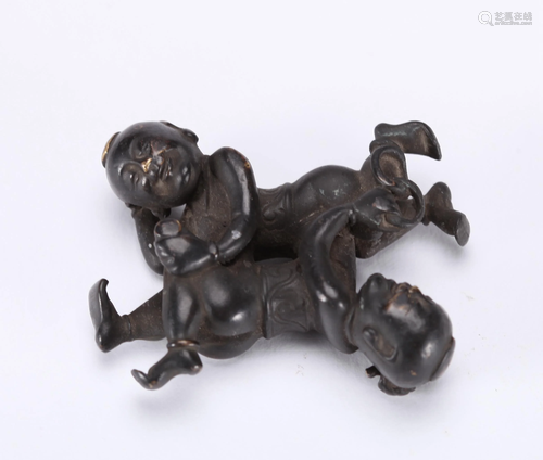 A CHINESE BRONZE PAPER WEIGHT, QING DYNA…