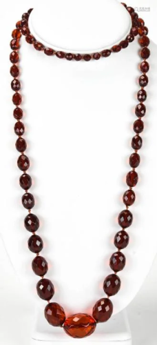 Antique C 1920 Cherry Amber Bakelite Necklace