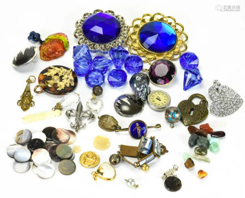 Costume Jewelry / Jewelry Pieces & Parts