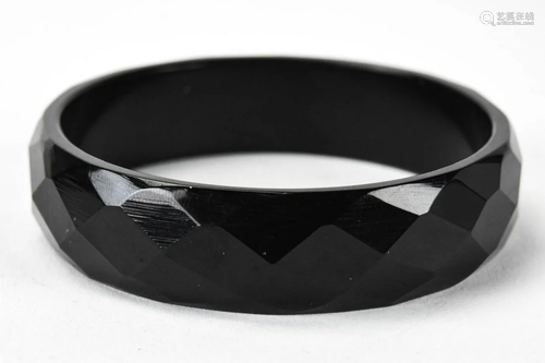 Vintage C 1940s Faceted Bakelite Bangle Bracelet