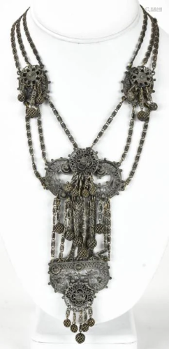 Vintage Indo Craft Silver Tone Filigree Necklace