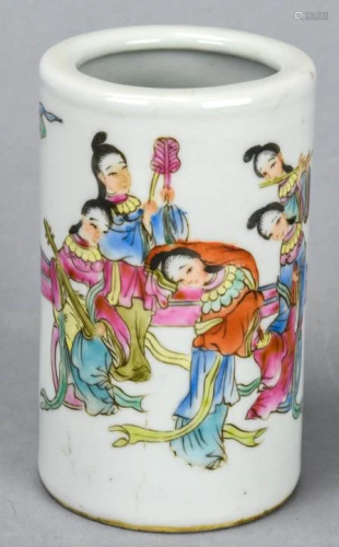 Chinese Hand Painted Famille Rose Brush Holder