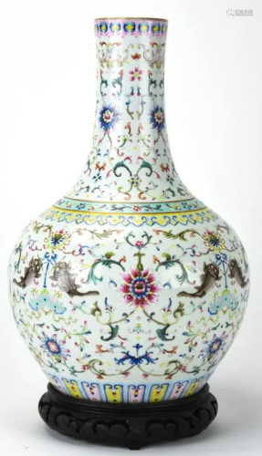 Chinese Famille Rose Porcelain Vase - Signed