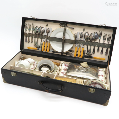 A Traveling Cutlery Set