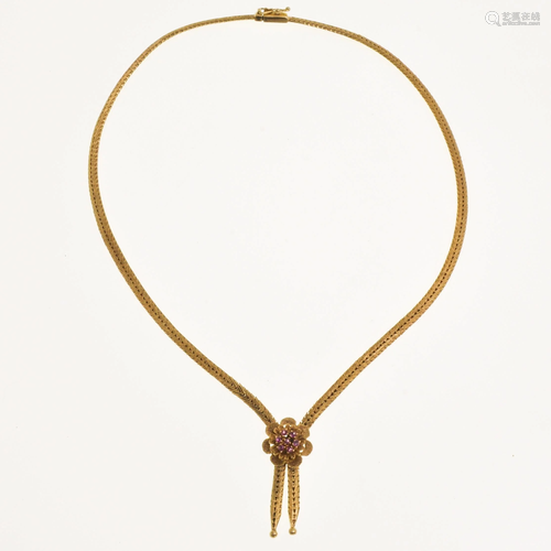 A 1980s 14KG Necklace