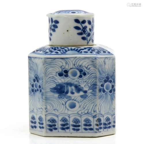 A Chinese Blue and White Tea Box