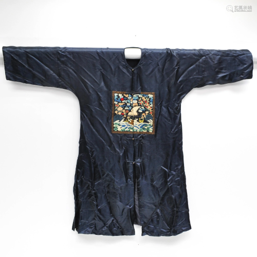 A Chinese Mandarin Silk Enbroidered Robe