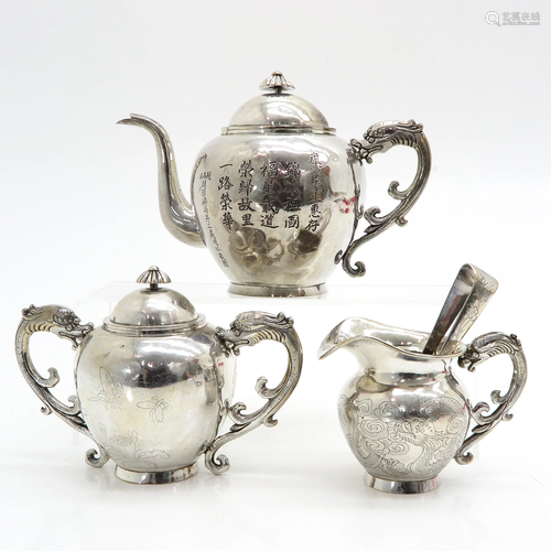 A Three Piece Chinese Tea Service