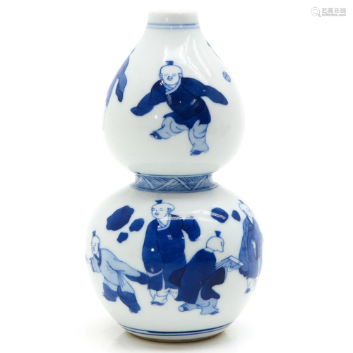 A Blue and White Double Gourd Vase