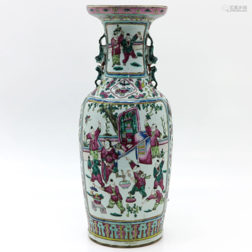 A Chinese Cantonese Vase
