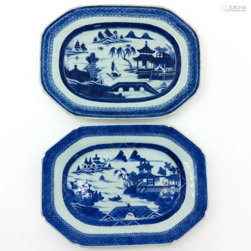 A Pair of Chinese Serving Platters