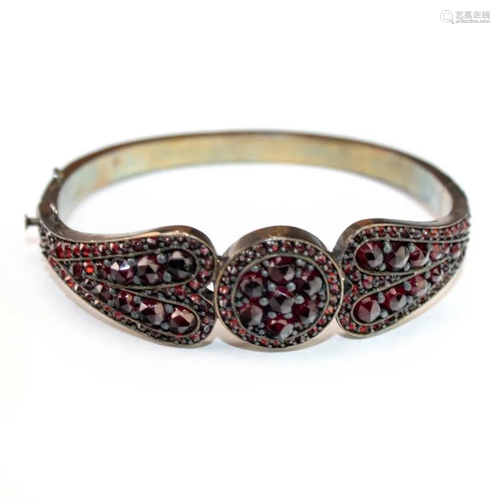 19thC Bohemian Garnet Gilt Silver Bangle Bracelet