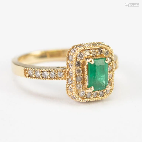 Ladies Designer Signed 14k Diamond & Emerald Ring