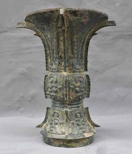 A BRONZE WINE VESSELS MING DYNASTY.