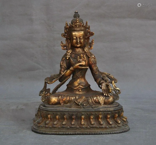 A GILT BRONZE KWANYIN BUDDHA FIGURE …