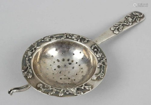 A group of Chinese export small silver items, to