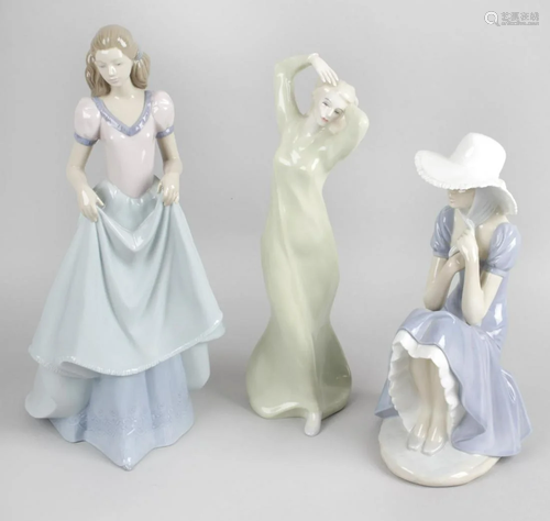 A Royal Doulton Reflections figurine Allure HN …