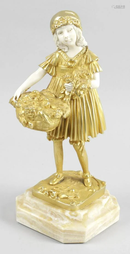 Demetre H Chiparus (1886-1947), a gilt bronze an…