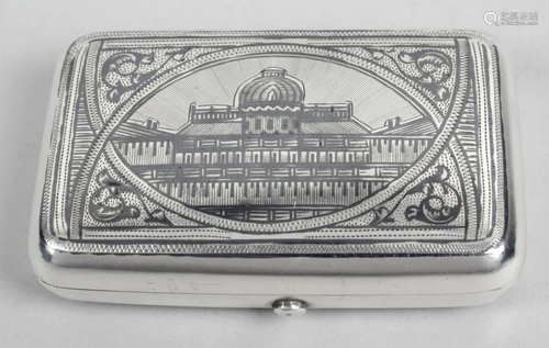 A late 19th century Russian silver snuff box, of