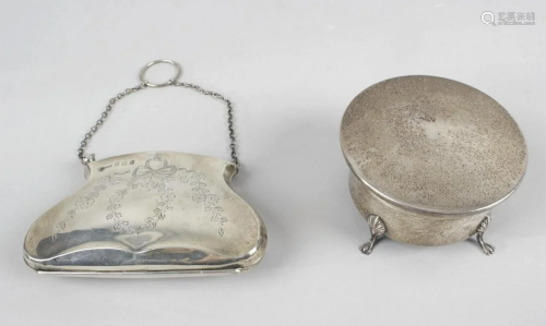 A George V silver mounted purse, of shaped fo…