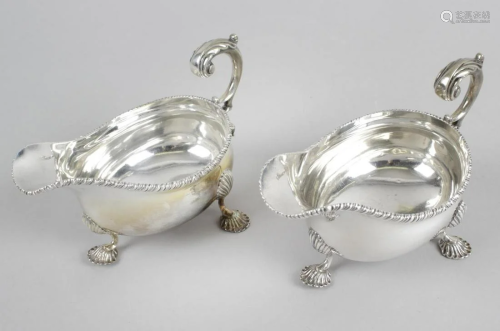 A pair of early Edwardian silver sauce boats,…