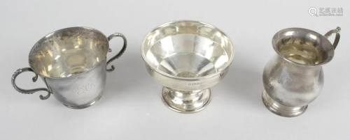 A 1920's Irish silver porringer, of plain form with