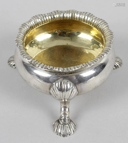 A George IV silver open salt, of cauldron shape with