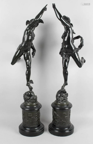 A pair of large 19th century bronze studies of Me…