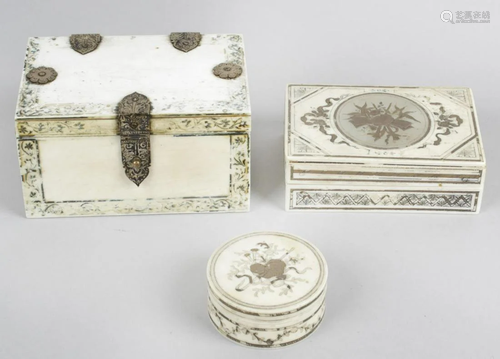 A 19th century ivory casket and cover, of rectang…