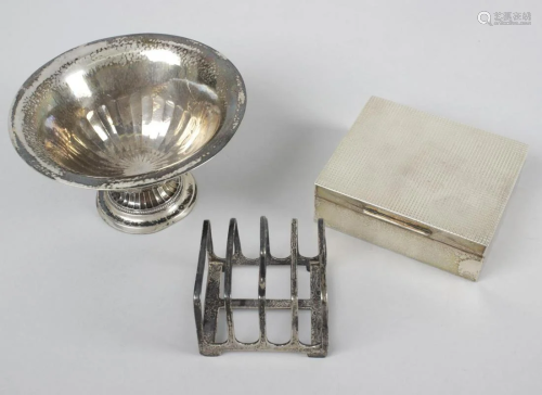 A group of assorted silver items, comprising a fiv…