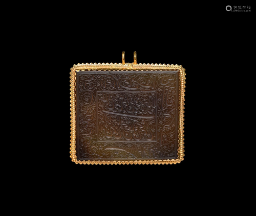 Persian Gold Pendant with Calligraphic Plaque