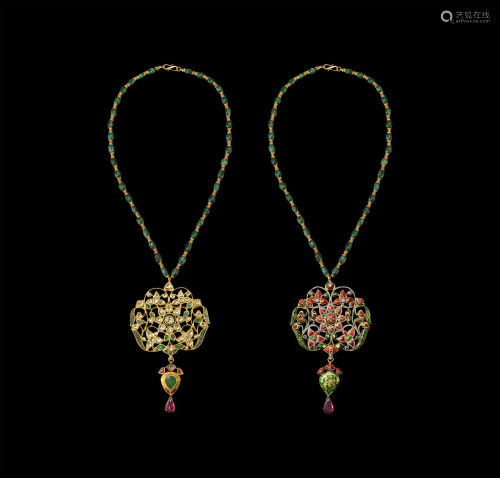 Large Moghul Gold Pendant Necklace with Emera…