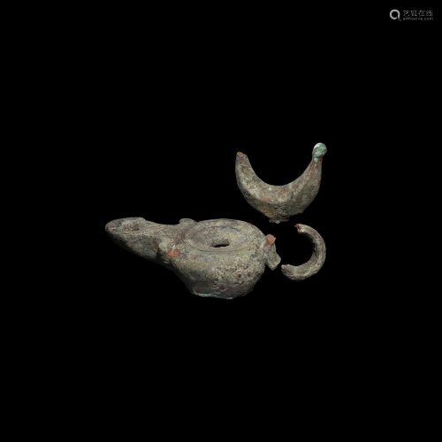 Roman Oil Lamp with Luna Handle