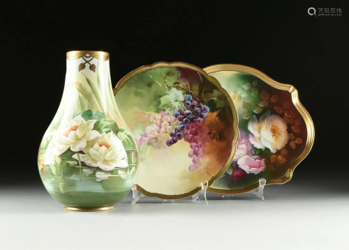 A GROUP OF THREE PARCEL GILT HAND PAINTED …