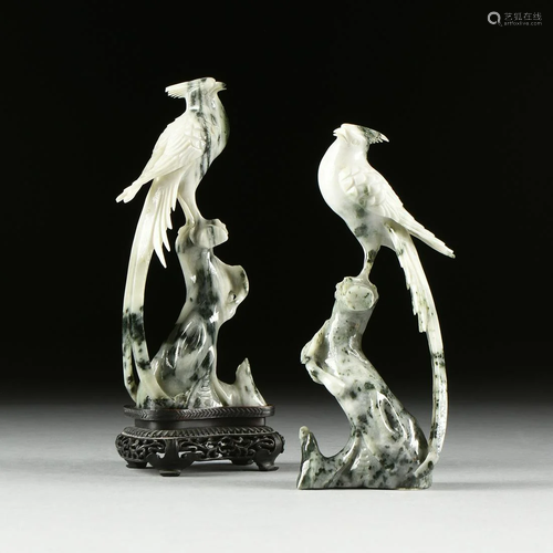 A PAIR OF MOSS IN SNOW JADE BIRD FIGURINES…