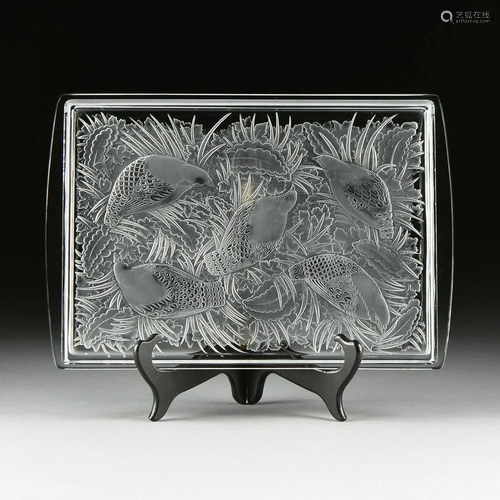 A LALIQUE FROSTED ETCHED CRYSTAL 