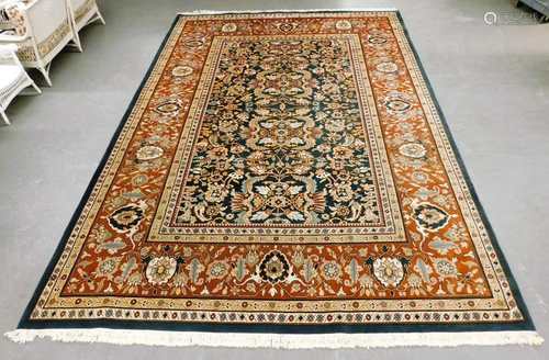 LG Semi-Antique Oriental Persian Floral Carpet Rug