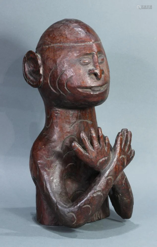 A Papua New Guinea Asmat well carved bust