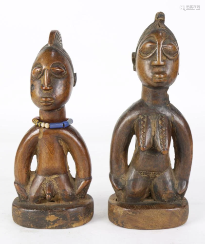 (lot of 2) An African pair of Ibeji twin figures