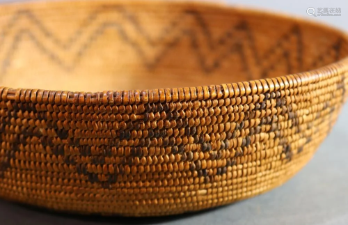 California American Indian Mono or Paiute basket