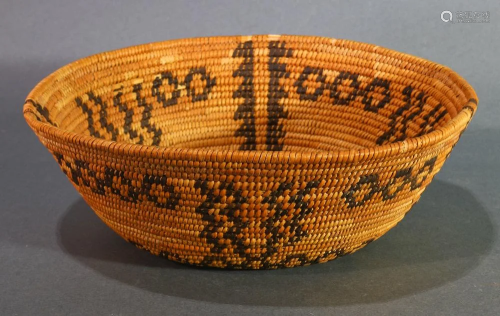 American Indian Mono coiled basket