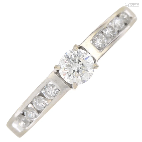 A brilliant-cut diamond dress ring.Total diamond wei…