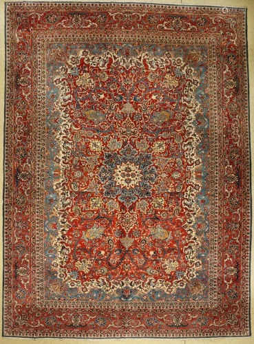 Esfahan fine carpet, Persia, around 1920, wool on