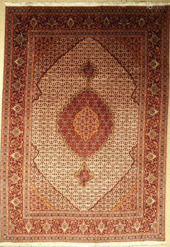Tabriz Carpet, Persia, approx. 40 years, wool on c…