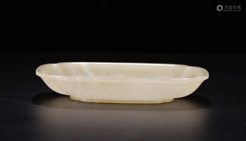 CHINESE WHITE JADE BRUSH WASHER