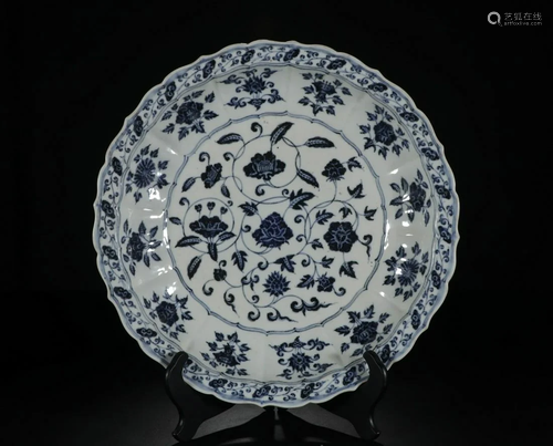 CHINESE BLUE WHITE PORCELAIN CHARGER